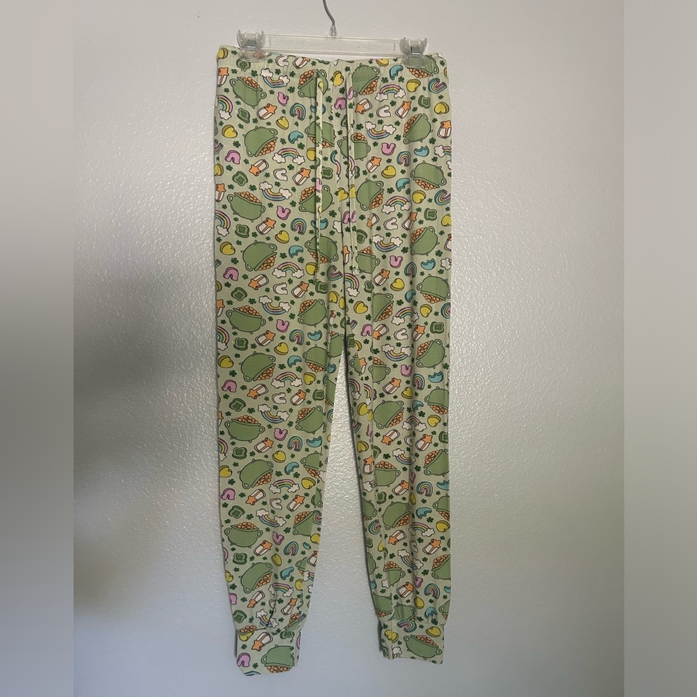 Caden Lane Lucky Clover Unisex Jogger Pajama